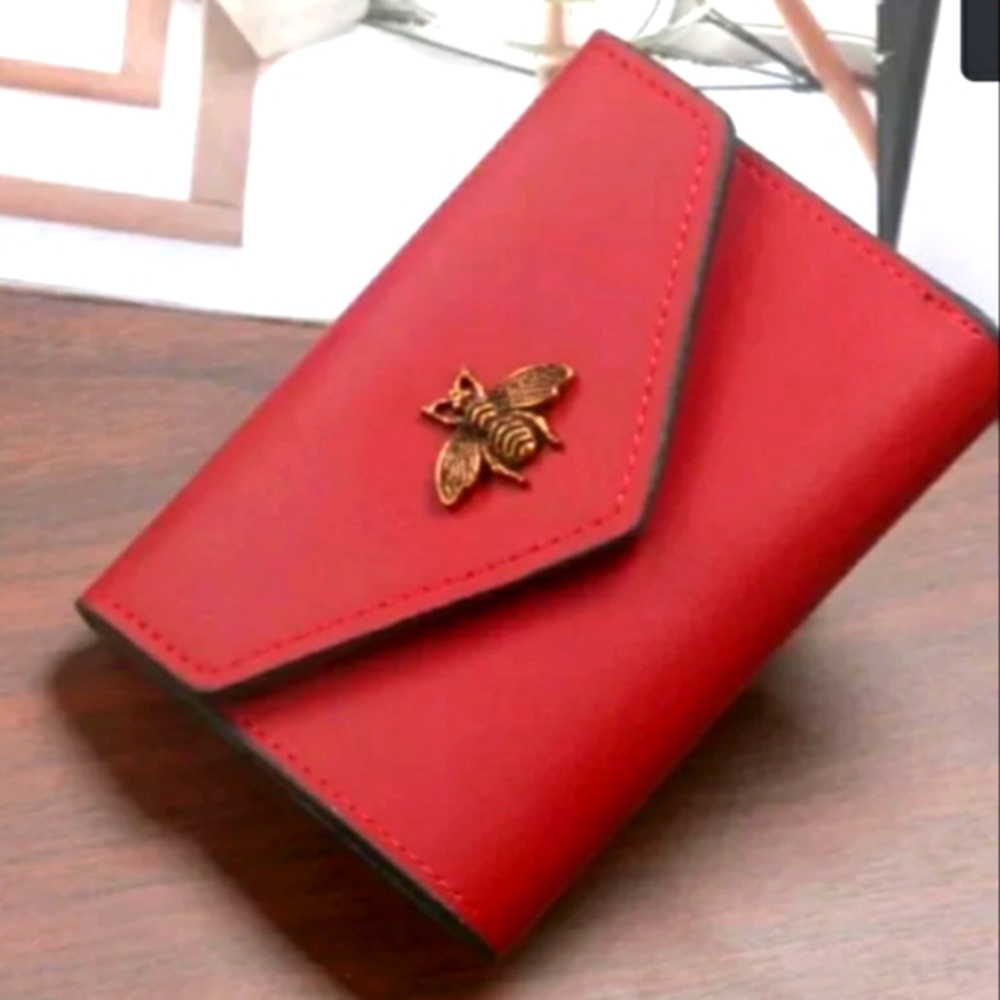 Red Wallet